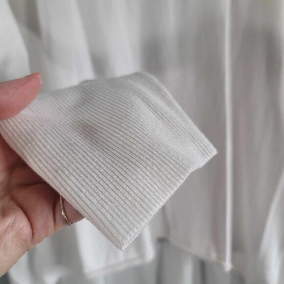 DG2 Diane Gilman BNWOT White Knit flowy turtleneck with sheer back - Picture 3 of 10